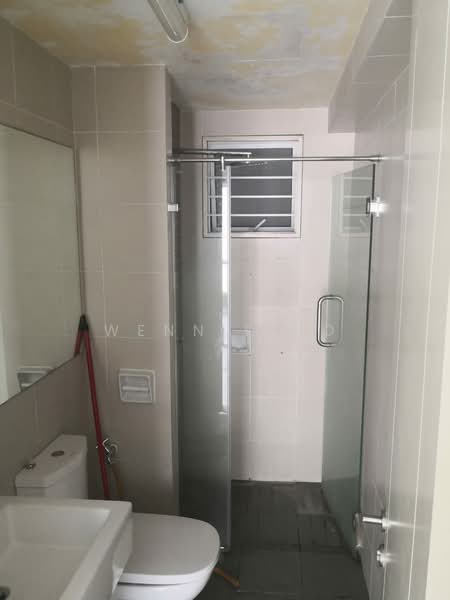 Service Residence for Rent at Tiara Mutiara / The Crown - Wennie Ho - Bathroom - PropertyGuru.com.my