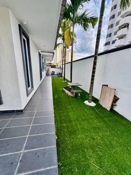 Bungalow for Rent in Taman Ampang Utama (Ampang) - Deeya Yusof - PropertyGuru.com.my