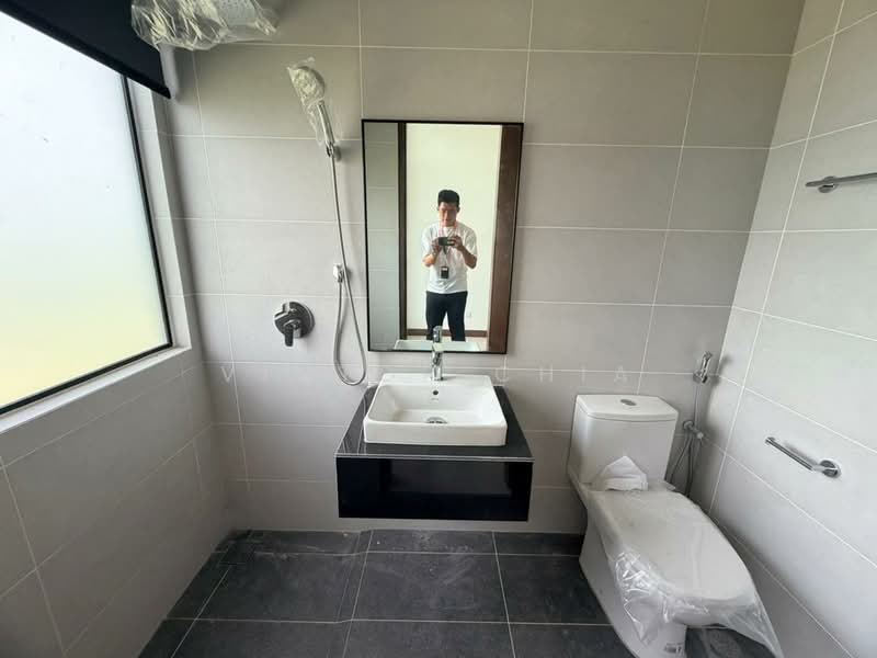 2-storey Terraced House for Sale in Puteri Harbour (Iskandar Puteri (Nusajaya)) - Victor Chia - Bathroom - PropertyGuru.com.my
