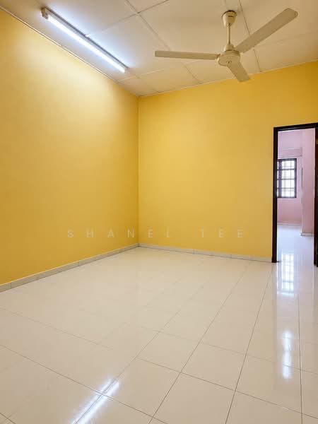 2-storey Terraced House for Sale in Kluang (Johor) - Shanel Tee - Interior - PropertyGuru.com.my