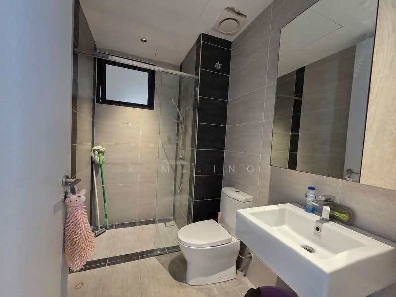 Service Residence for Rent at Sunway Serene - Kim Ling - Master Bathroom - PropertyGuru.com.my