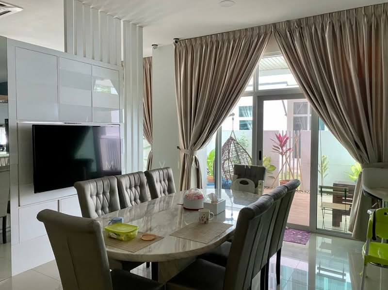 Semi-Detached House for Rent in Cyberjaya (Selangor) - Melvin Ong - Dining Room - PropertyGuru.com.my