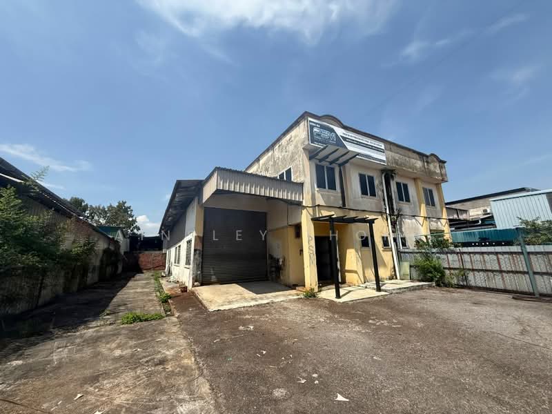 Semi-D Factory for Sale in Gopeng (Perak) - Ainsley Thong - Exterior - PropertyGuru.com.my