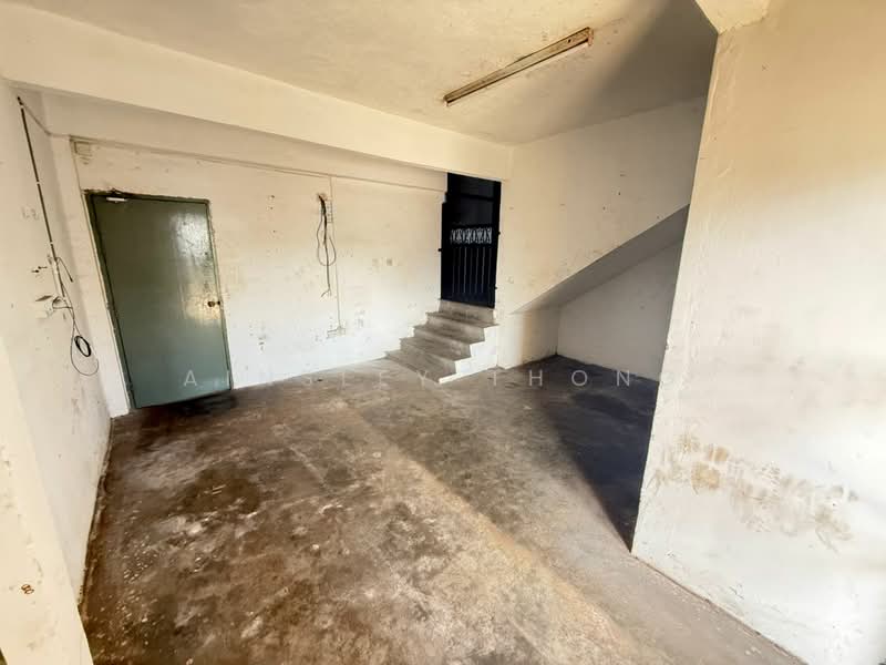 Semi-D Factory for Sale in Gopeng (Perak) - Ainsley Thong - Entrance - PropertyGuru.com.my