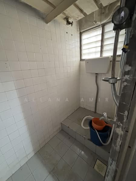 Flat for Rent at Pinggiran Batu Caves - Allana Amir - PropertyGuru.com.my