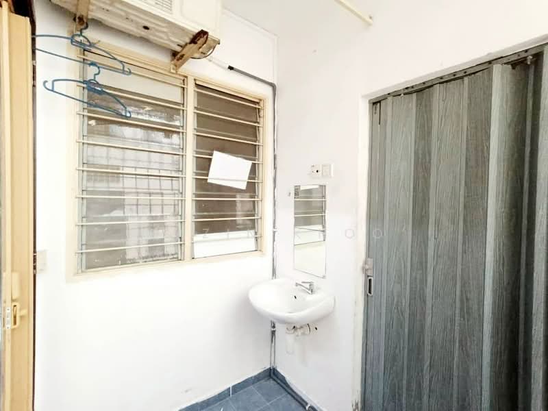 Apartment for Rent at Permai Lake View Apartment - Qazin Khoo - Interior - PropertyGuru.com.my