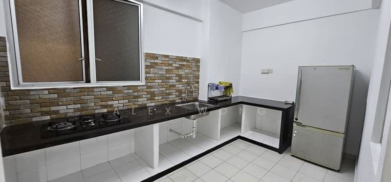 Kondominium untuk Disewa di Elit Heights @ Bayan City - Alex Wong - Kitchen - PropertyGuru.com.my