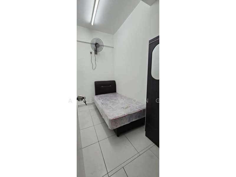 Kondominium untuk Disewa di Elit Heights @ Bayan City - Alex Wong - Bedroom - PropertyGuru.com.my