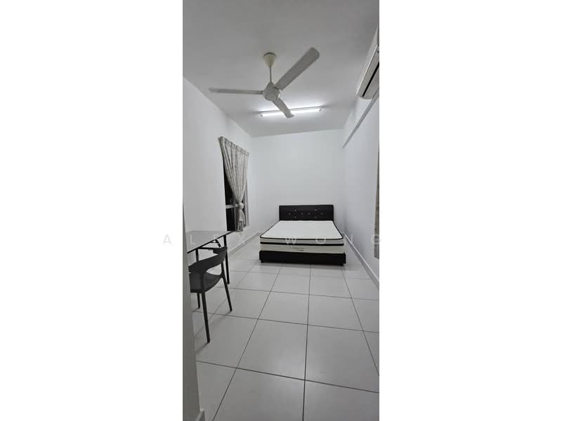 Kondominium untuk Disewa di Elit Heights @ Bayan City - Alex Wong - Bedroom - PropertyGuru.com.my