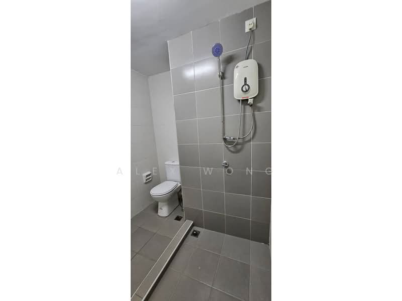 Kondominium untuk Disewa di Elit Heights @ Bayan City - Alex Wong - Bathroom - PropertyGuru.com.my
