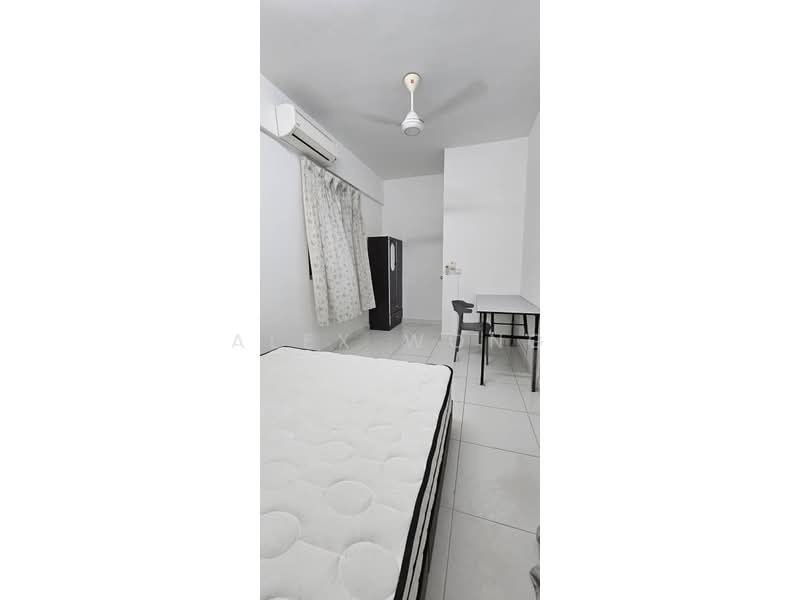 Kondominium untuk Disewa di Elit Heights @ Bayan City - Alex Wong - Bedroom - PropertyGuru.com.my