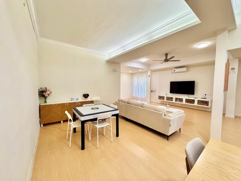 2-storey Terraced House for Sale in Johor Bahru (Johor) - Han Yong Ang - Living Room - PropertyGuru.com.my