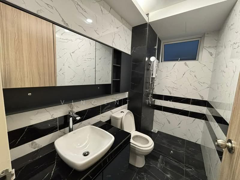 Condominium for Rent at QuayWest Residence - Vincent Tan - Bathroom - PropertyGuru.com.my