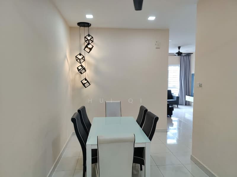 Servis Apartment untuk Disewa di BSP 21 - Hui Qi - Dining Room - PropertyGuru.com.my