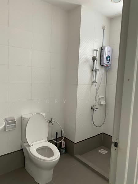 Servis Apartment untuk Dijual di Seasons Amara Larkin - Zoey Lee - Bathroom - PropertyGuru.com.my
