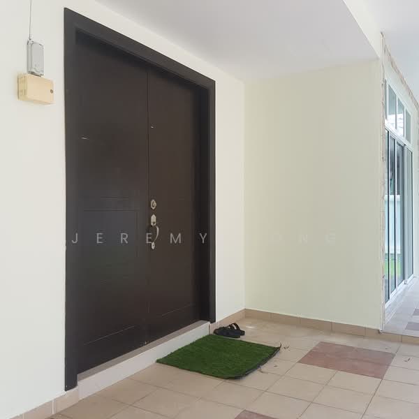 Semi-Detached House for Sale in Taman Segar (Cheras) - Jeremy Yong - Entrance - PropertyGuru.com.my
