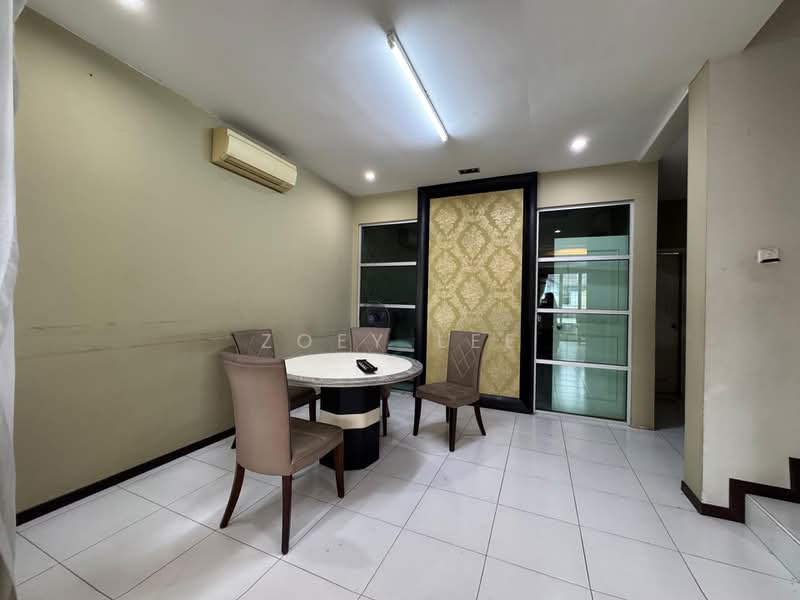 Rumah Teres 2.5 Tingkat untuk Dijual di Skudai (Johor) - Zoey Lee - Dining Room - PropertyGuru.com.my