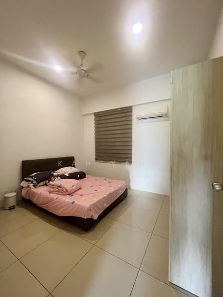 Kondominium untuk Disewa di Starhill Luxury Residence - Kah Yang - Bedroom - PropertyGuru.com.my