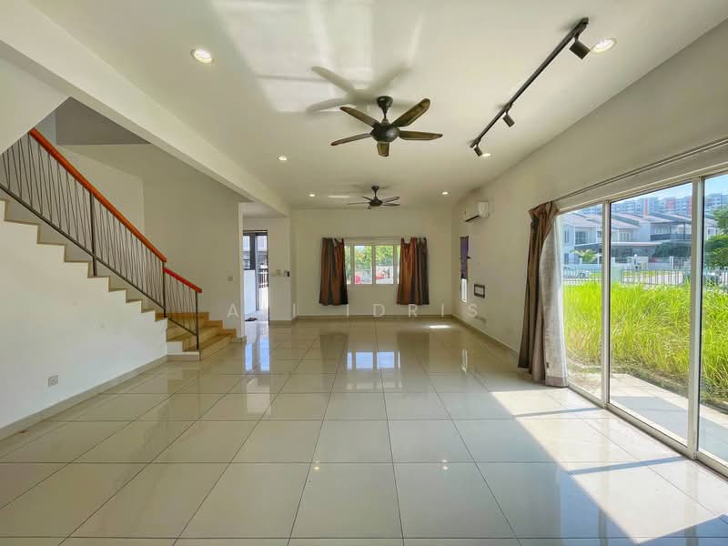 2-storey Terraced House for Sale in Cyberjaya (Selangor) - Ali Idris - Living Room - PropertyGuru.com.my