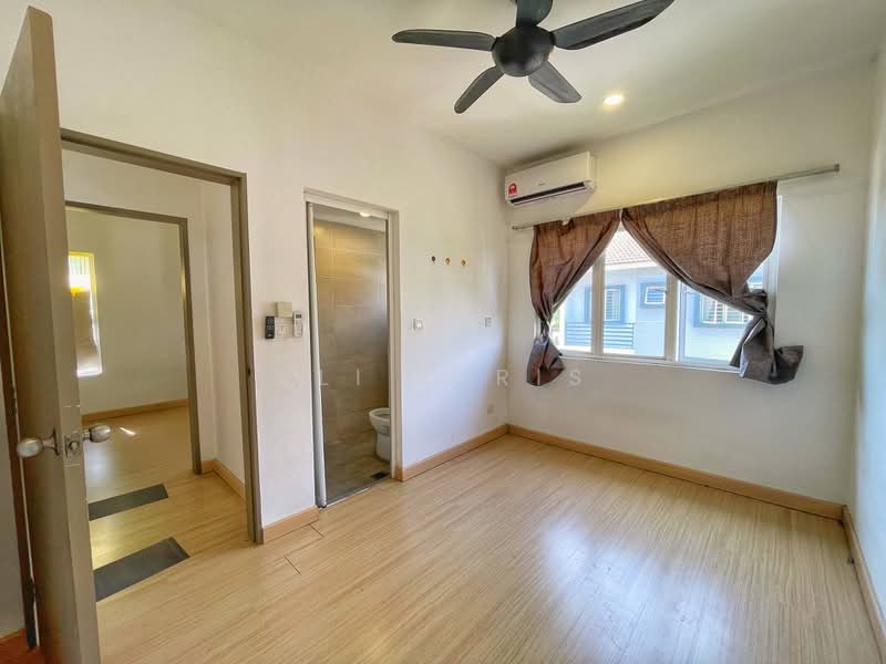 2-storey Terraced House for Sale in Cyberjaya (Selangor) - Ali Idris - Bedroom - PropertyGuru.com.my