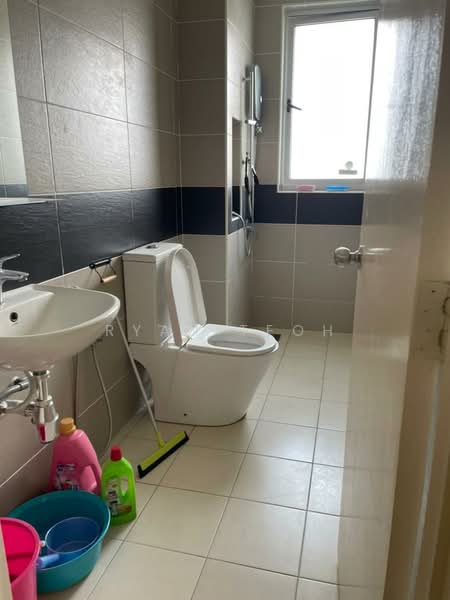 Servis Apartment untuk Disewa di Saville @ Cheras - Ryan Teoh - Bathroom - PropertyGuru.com.my