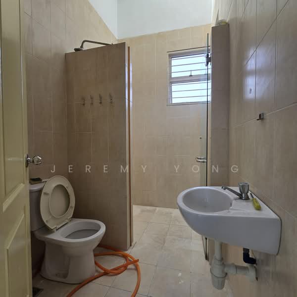 Semi-Detached House for Rent in Taman Cheras Zen (Cheras) - Jeremy Yong - Bathroom - PropertyGuru.com.my