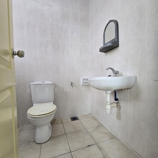 Semi-Detached House for Rent in Taman Cheras Zen (Cheras) - Jeremy Yong - Bathroom - PropertyGuru.com.my