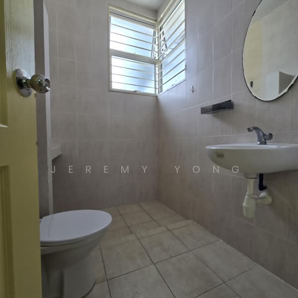 Semi-Detached House for Rent in Taman Cheras Zen (Cheras) - Jeremy Yong - Bathroom - PropertyGuru.com.my