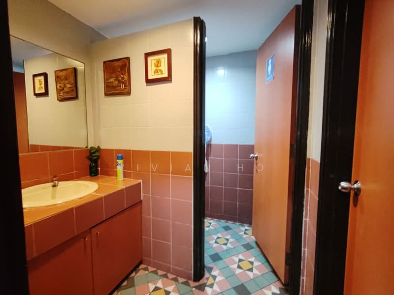 Shop / Office for Sale in KL City Centre (Kuala Lumpur) - Vivian Ho - Bathroom - PropertyGuru.com.my