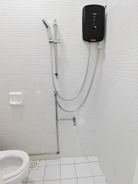 Service Residence for Rent at The Sky Executive Suites - Violet Ng - Bathroom - PropertyGuru.com.my