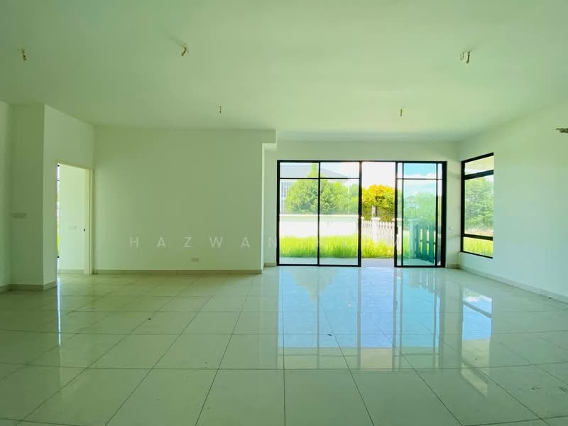Rumah Kluster untuk Dijual di Eco Majestic (Semenyih) - Hazwan Hilmi - Living Room - PropertyGuru.com.my