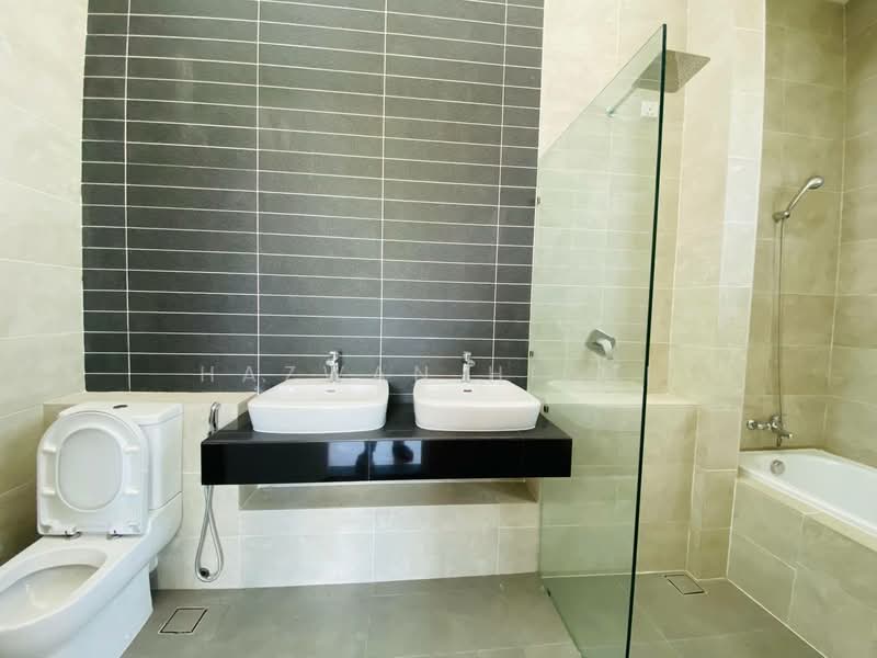 Rumah Kluster untuk Dijual di Eco Majestic (Semenyih) - Hazwan Hilmi - Bathroom - PropertyGuru.com.my