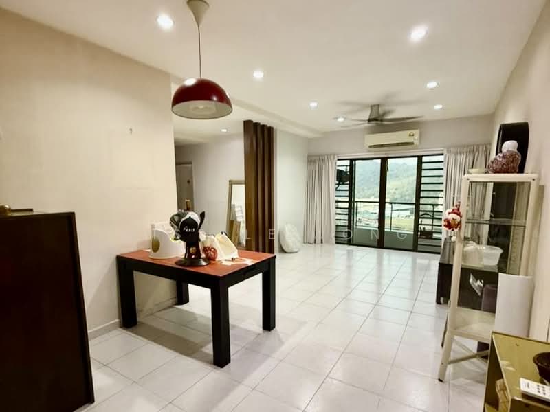 Kondominium untuk Dijual di Palm Palladium Condominium - Giselle Wong - Living Room - PropertyGuru.com.my