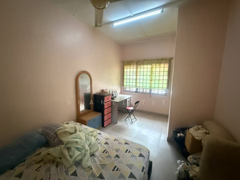 2-storey Terraced House for Sale in Kluang (Johor) - Shanel Tee - Bedroom - PropertyGuru.com.my