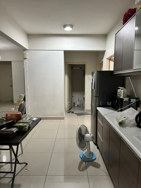 Condominium for Sale at First Residence (Residensi Unggul) - Jessica Lim - Kitchen - PropertyGuru.com.my
