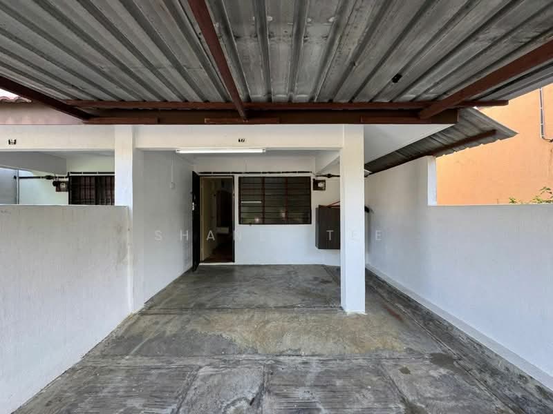 Rumah Teres 2 Tingkat untuk Dijual di Taman Delima (Kluang) - Shanel Tee - Exterior - PropertyGuru.com.my