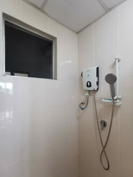 Service Residence for Sale at OUG Parklane - Wennie Ho - Bathroom - PropertyGuru.com.my
