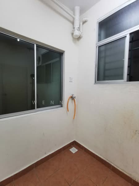 Service Residence for Sale at OUG Parklane - Wennie Ho - Interior - PropertyGuru.com.my
