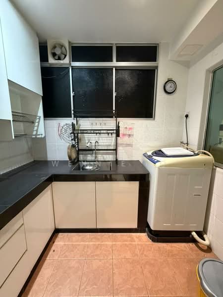 Service Residence for Sale at OUG Parklane - Wennie Ho - Kitchen - PropertyGuru.com.my