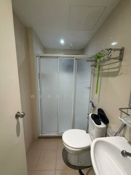 Service Residence for Sale at OUG Parklane - Wennie Ho - Bathroom - PropertyGuru.com.my