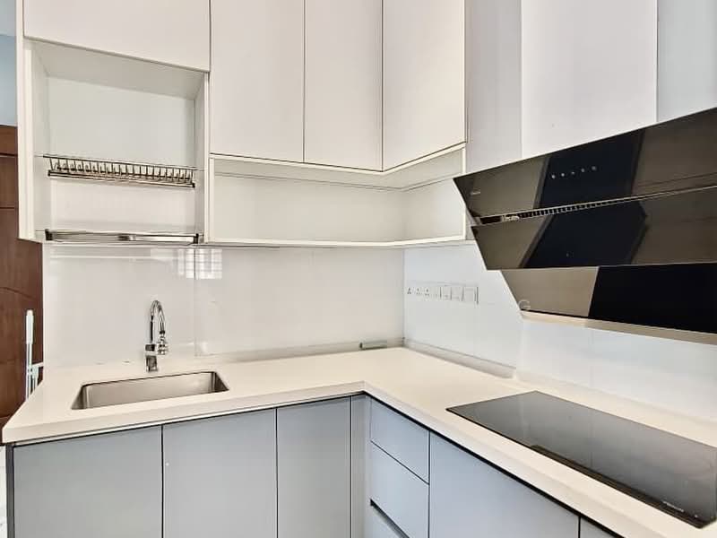 Condominium for Sale at Queens Residences Q1 @ Queens Waterfront - Giselle Wong - Kitchen - PropertyGuru.com.my