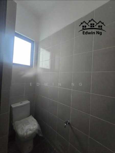 Shop / Office for Rent in Machang Bubok (Bukit Mertajam) - Edwin Ng - Bathroom - PropertyGuru.com.my