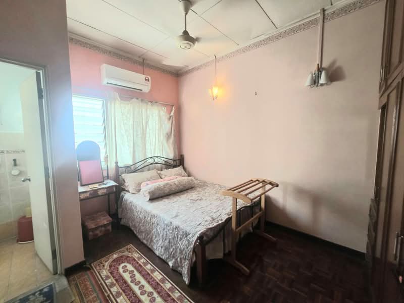 Rumah Teres 2 Tingkat untuk Dijual di Usj 11 (Subang Jaya) - Leanne Woo - Bedroom - PropertyGuru.com.my