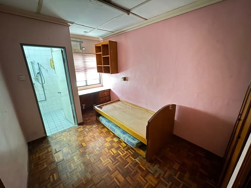 Rumah Teres 2 Tingkat untuk Dijual di Bandar Country Homes (Rawang) - Steven Lee - Bedroom - PropertyGuru.com.my