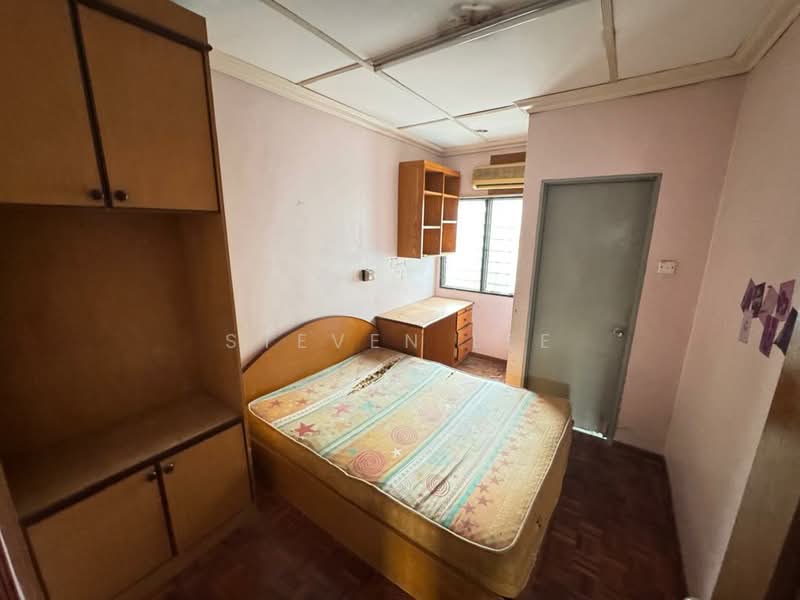 Rumah Teres 2 Tingkat untuk Dijual di Bandar Country Homes (Rawang) - Steven Lee - Bedroom - PropertyGuru.com.my