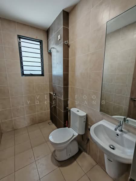 Rumah Teres 2 Tingkat untuk Disewa di Bukit Raja (Selangor) - Veni Foo Yoke Fuang - Bathroom - PropertyGuru.com.my