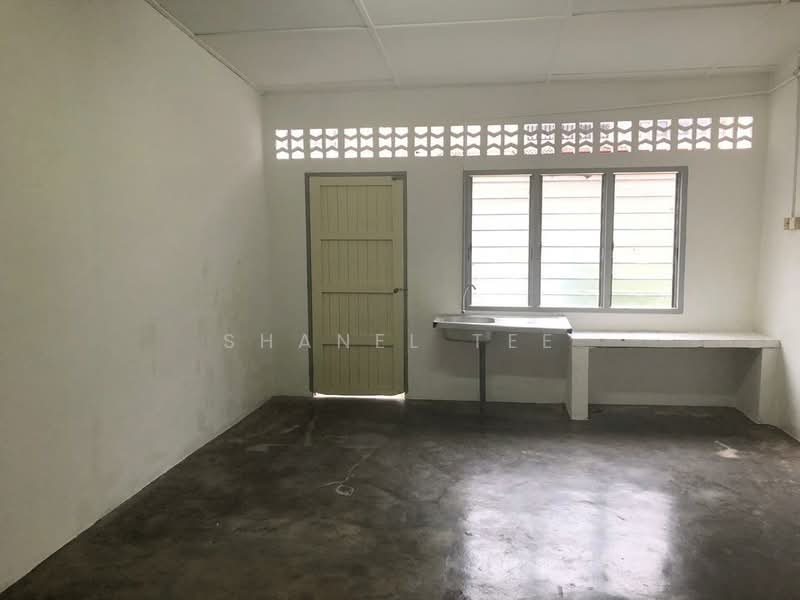 2-storey Terraced House for Sale in Taman Bertuah 1 (Kluang) - Shanel Tee - Interior - PropertyGuru.com.my