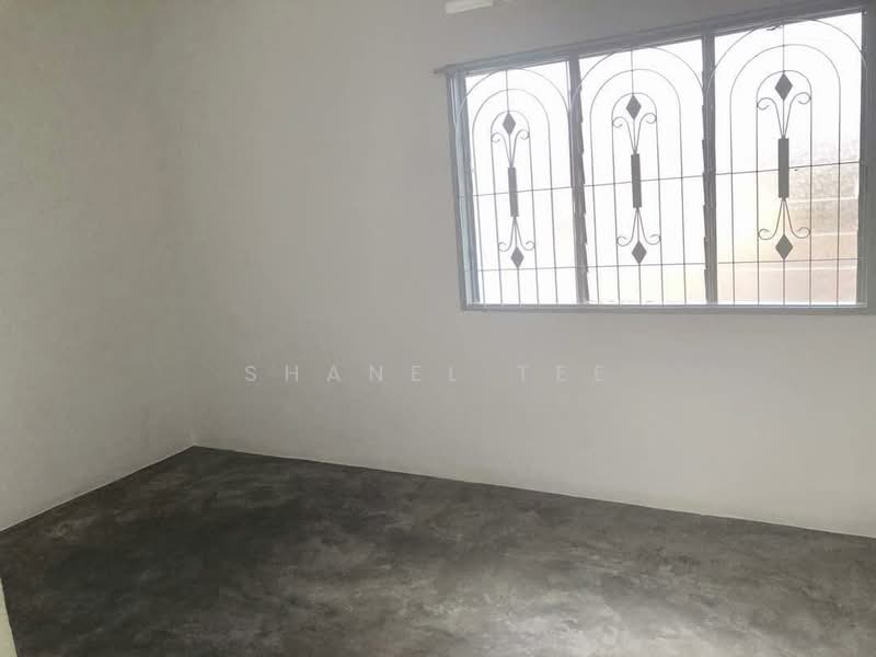 2-storey Terraced House for Sale in Taman Bertuah 1 (Kluang) - Shanel Tee - Interior - PropertyGuru.com.my
