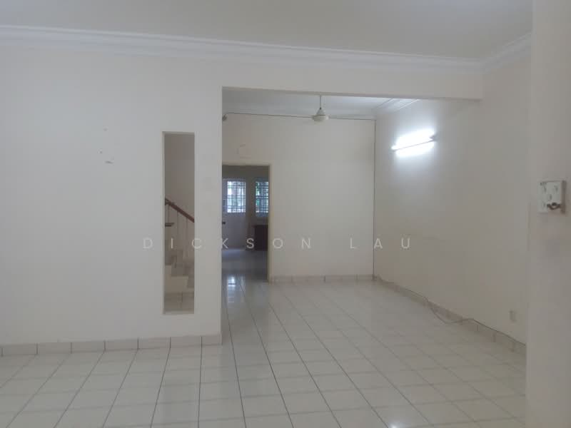 Rumah Teres 3 Tingkat untuk Dijual di Taman Megah Kepong (Kepong) - Dickson Lau - Living Room - PropertyGuru.com.my