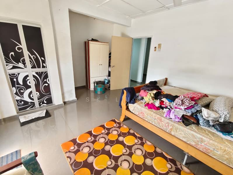 2-storey Terraced House for Sale in Rawang (Selangor) - SK Luk - Bedroom - PropertyGuru.com.my